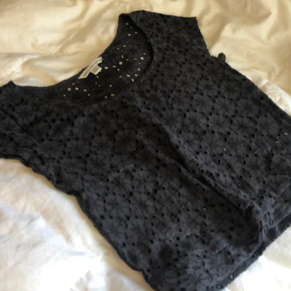 American Eagle Eyelit Tee